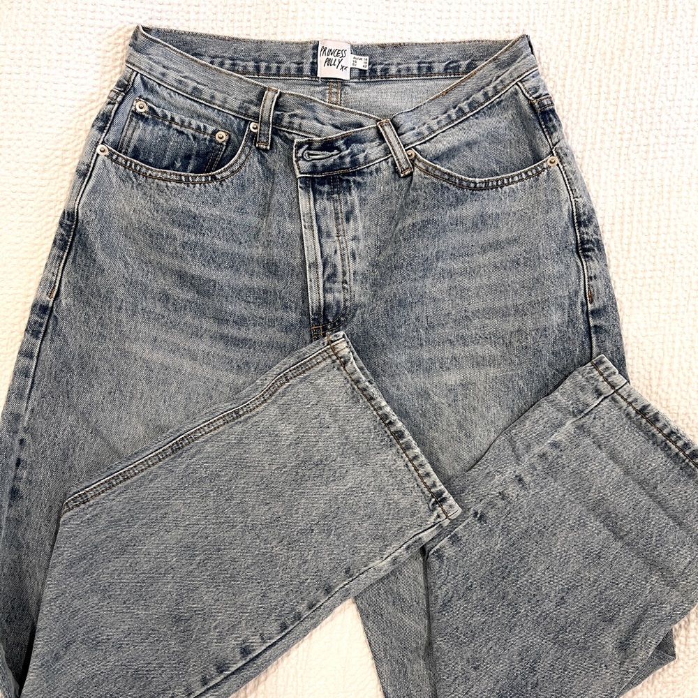 Princess Polly Holly Asymmetric Straight Leg Jean Light Wash Denim US 10 /Denim